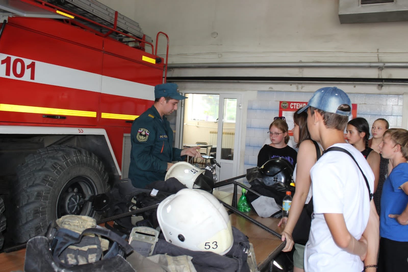 В гостях у пожарных | 19.07.2023 | Североуральск - БезФормата